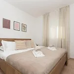 Apartment Luxury Smile-sea View *