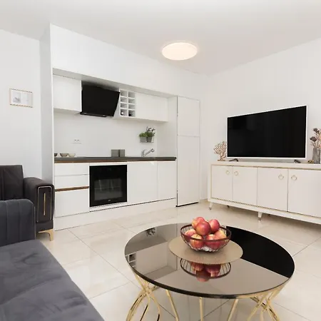 Luxury Smile-sea View Apartman