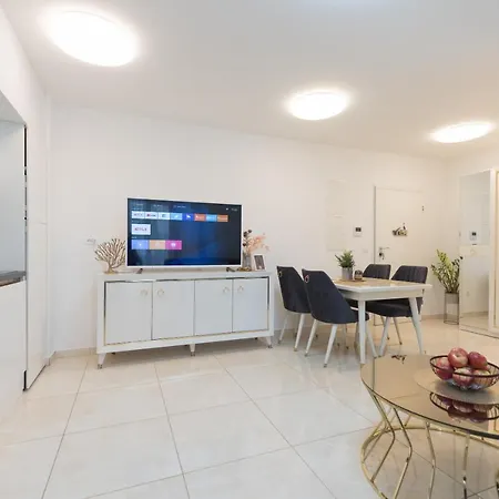 Luxury Smile-sea View * Makarska